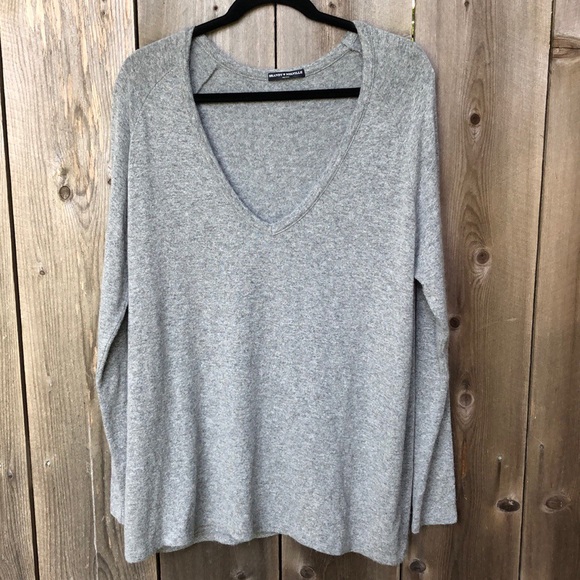 Brandy Melville Sweaters - Brandy Melville Wool Sweater